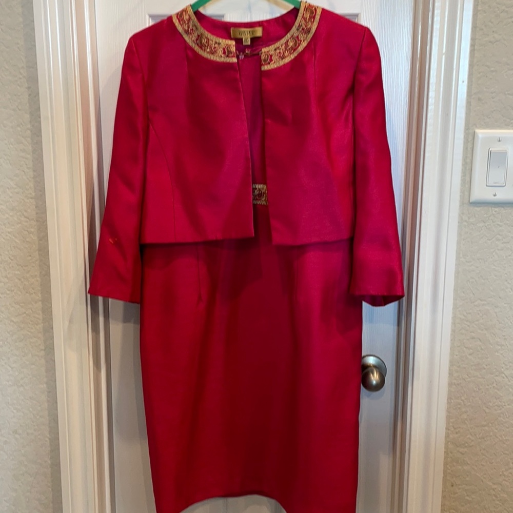 Women’s Suit